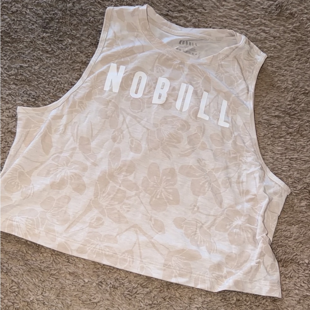 NOBULL Women's Beige Floral Muscle Tee